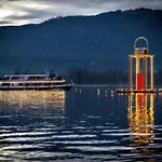 Atterseeperle - 80m2 Mit See- Und Gebirgsblick * Steinbach am Attersee