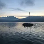 Atterseeperle - 80m2 Mit See- Und Gebirgsblick * Steinbach am Attersee