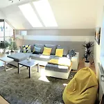 Atterseeperle - 80m2 Mit See- Und Gebirgsblick * Steinbach am Attersee