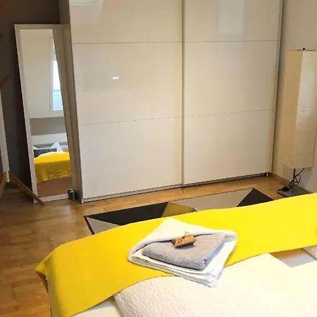 Atterseeperle - 80m2 Mit See- Und Gebirgsblick Steinbach am Attersee