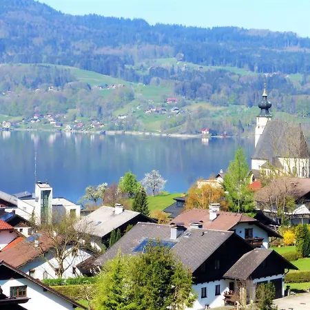 Atterseeperle - 80m2 Mit See- Und Gebirgsblick Apartamento