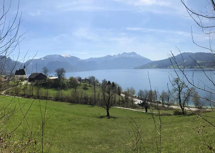 Atterseeperle - 80m2 Mit See- Und Gebirgsblick アパート