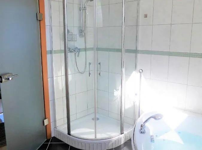 Atterseeperle - 80m2 Mit See- Und Gebirgsblick