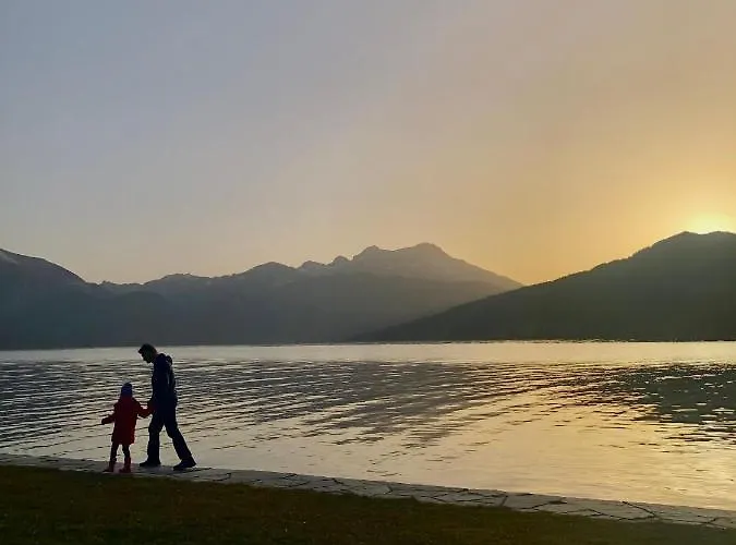 Atterseeperle - 80m2 Mit See- Und Gebirgsblick * Steinbach am Attersee